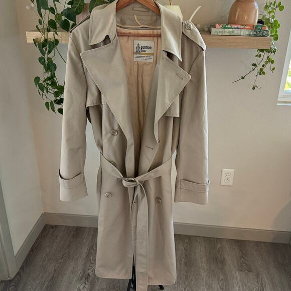 Vintage London Fog Men Double Breasted Trench Coat Beige 46 Regular Belted - Picture 1 of 8